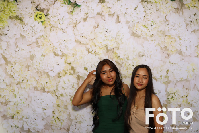 Pa Siang & Angun's Wedding | View more photos from the event at gallery.fotomachines.com.au/u/FOTOMachines/Pa-Siang-Anguns-Wedding