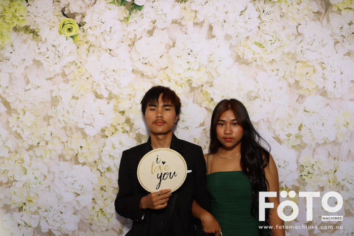 Pa Siang & Angun's Wedding | View more photos from the event at gallery.fotomachines.com.au/u/FOTOMachines/Pa-Siang-Anguns-Wedding