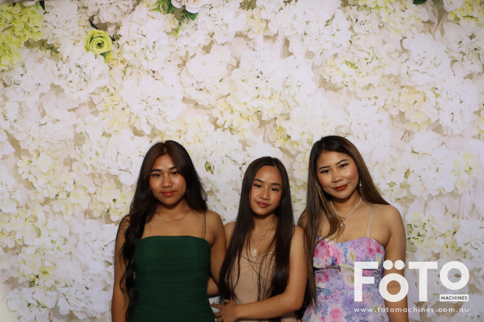 Pa Siang & Angun's Wedding | View more photos from the event at gallery.fotomachines.com.au/u/FOTOMachines/Pa-Siang-Anguns-Wedding