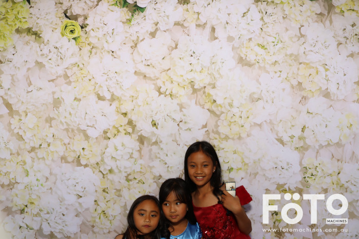 Pa Siang & Angun's Wedding | View more photos from the event at gallery.fotomachines.com.au/u/FOTOMachines/Pa-Siang-Anguns-Wedding