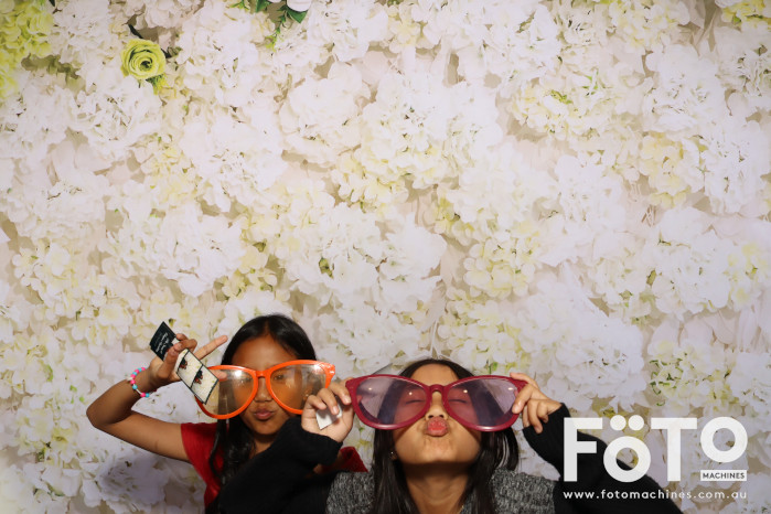 Pa Siang & Angun's Wedding | View more photos from the event at gallery.fotomachines.com.au/u/FOTOMachines/Pa-Siang-Anguns-Wedding