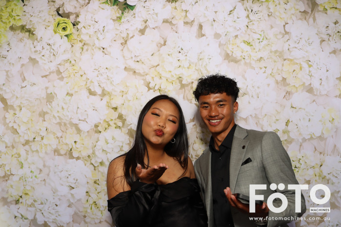 Pa Siang & Angun's Wedding | View more photos from the event at gallery.fotomachines.com.au/u/FOTOMachines/Pa-Siang-Anguns-Wedding