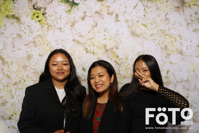 Pa Siang & Angun's Wedding | View more photos from the event at gallery.fotomachines.com.au/u/FOTOMachines/Pa-Siang-Anguns-Wedding