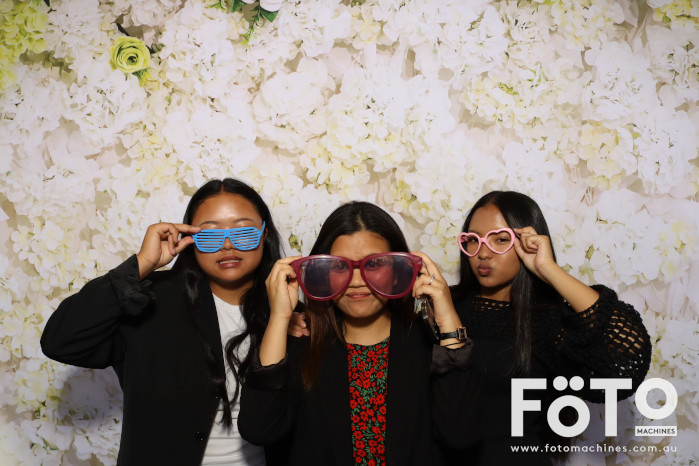 Pa Siang & Angun's Wedding | View more photos from the event at gallery.fotomachines.com.au/u/FOTOMachines/Pa-Siang-Anguns-Wedding