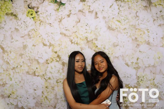 Pa Siang & Angun's Wedding | View more photos from the event at gallery.fotomachines.com.au/u/FOTOMachines/Pa-Siang-Anguns-Wedding