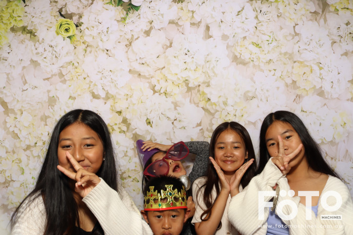 Pa Siang & Angun's Wedding | View more photos from the event at gallery.fotomachines.com.au/u/FOTOMachines/Pa-Siang-Anguns-Wedding