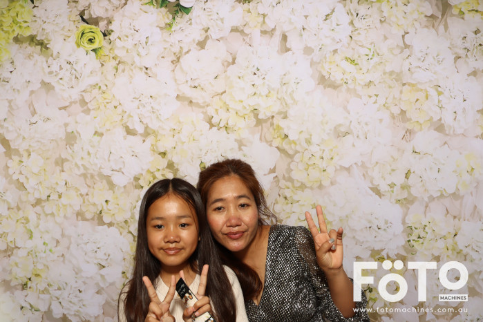 Pa Siang & Angun's Wedding | View more photos from the event at gallery.fotomachines.com.au/u/FOTOMachines/Pa-Siang-Anguns-Wedding