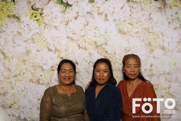 Pa Siang & Angun's Wedding | View more photos from the event at gallery.fotomachines.com.au/u/FOTOMachines/Pa-Siang-Anguns-Wedding