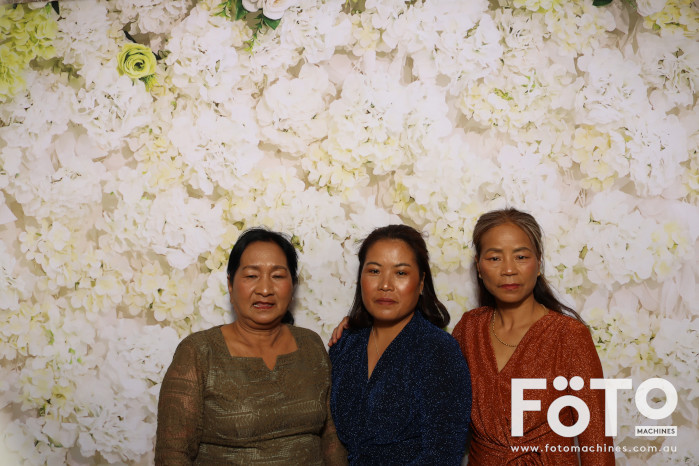 Pa Siang & Angun's Wedding | View more photos from the event at gallery.fotomachines.com.au/u/FOTOMachines/Pa-Siang-Anguns-Wedding