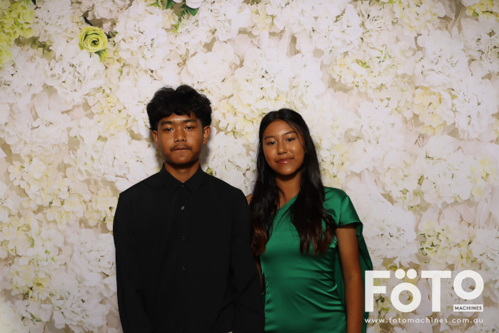 Pa Siang & Angun's Wedding | View more photos from the event at gallery.fotomachines.com.au/u/FOTOMachines/Pa-Siang-Anguns-Wedding