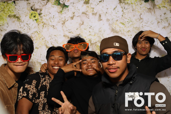 Pa Siang & Angun's Wedding | View more photos from the event at gallery.fotomachines.com.au/u/FOTOMachines/Pa-Siang-Anguns-Wedding