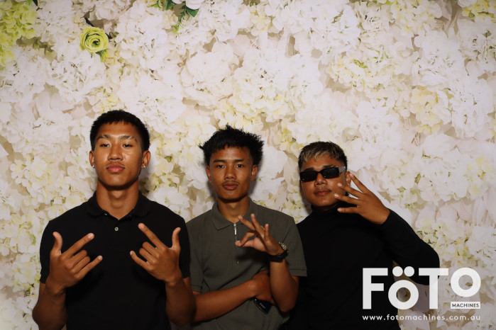 Pa Siang & Angun's Wedding | View more photos from the event at gallery.fotomachines.com.au/u/FOTOMachines/Pa-Siang-Anguns-Wedding