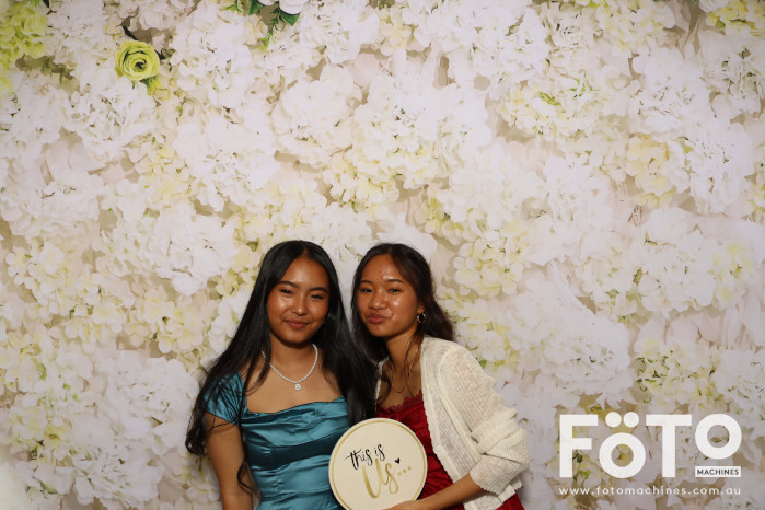 Pa Siang & Angun's Wedding | View more photos from the event at gallery.fotomachines.com.au/u/FOTOMachines/Pa-Siang-Anguns-Wedding