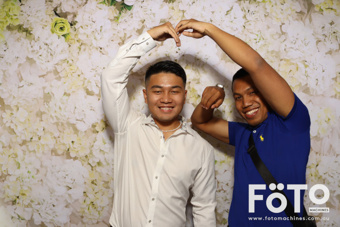 Pa Siang & Angun's Wedding | View more photos from the event at gallery.fotomachines.com.au/u/FOTOMachines/Pa-Siang-Anguns-Wedding