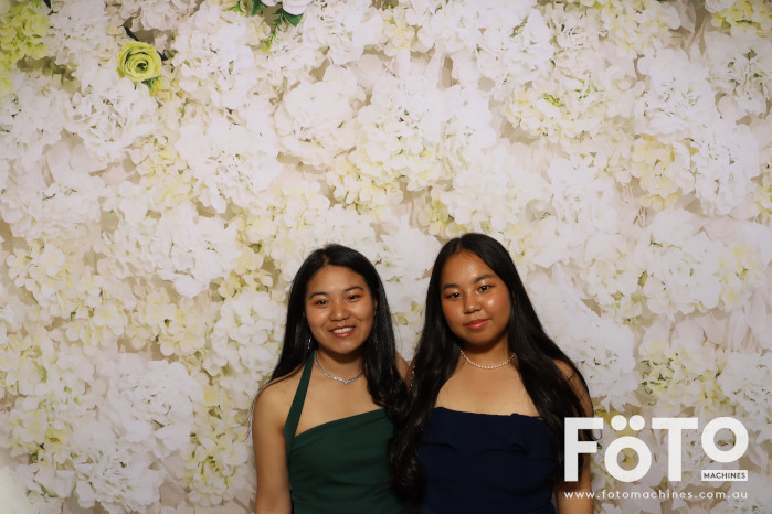 Pa Siang & Angun's Wedding | View more photos from the event at gallery.fotomachines.com.au/u/FOTOMachines/Pa-Siang-Anguns-Wedding