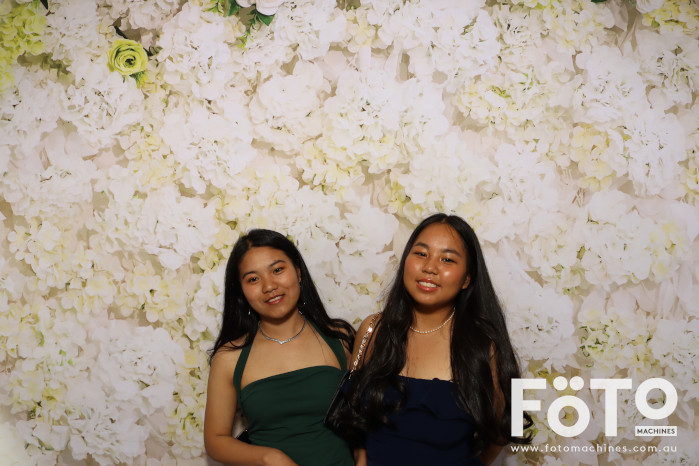 Pa Siang & Angun's Wedding | View more photos from the event at gallery.fotomachines.com.au/u/FOTOMachines/Pa-Siang-Anguns-Wedding