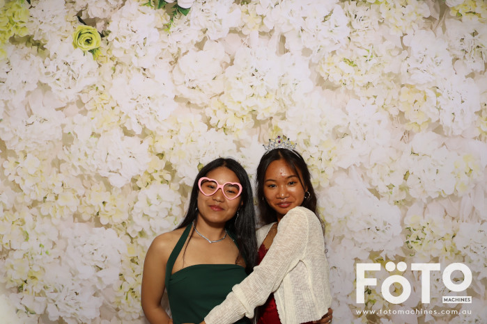 Pa Siang & Angun's Wedding | View more photos from the event at gallery.fotomachines.com.au/u/FOTOMachines/Pa-Siang-Anguns-Wedding