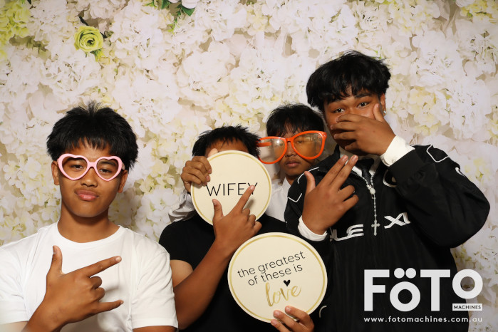 Pa Siang & Angun's Wedding | View more photos from the event at gallery.fotomachines.com.au/u/FOTOMachines/Pa-Siang-Anguns-Wedding