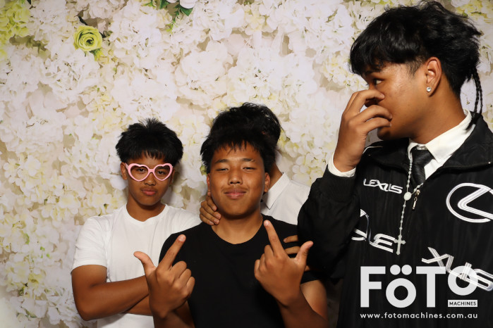 Pa Siang & Angun's Wedding | View more photos from the event at gallery.fotomachines.com.au/u/FOTOMachines/Pa-Siang-Anguns-Wedding