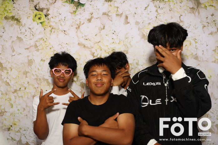 Pa Siang & Angun's Wedding | View more photos from the event at gallery.fotomachines.com.au/u/FOTOMachines/Pa-Siang-Anguns-Wedding