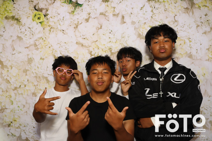 Pa Siang & Angun's Wedding | View more photos from the event at gallery.fotomachines.com.au/u/FOTOMachines/Pa-Siang-Anguns-Wedding