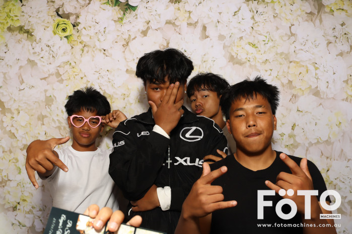 Pa Siang & Angun's Wedding | View more photos from the event at gallery.fotomachines.com.au/u/FOTOMachines/Pa-Siang-Anguns-Wedding