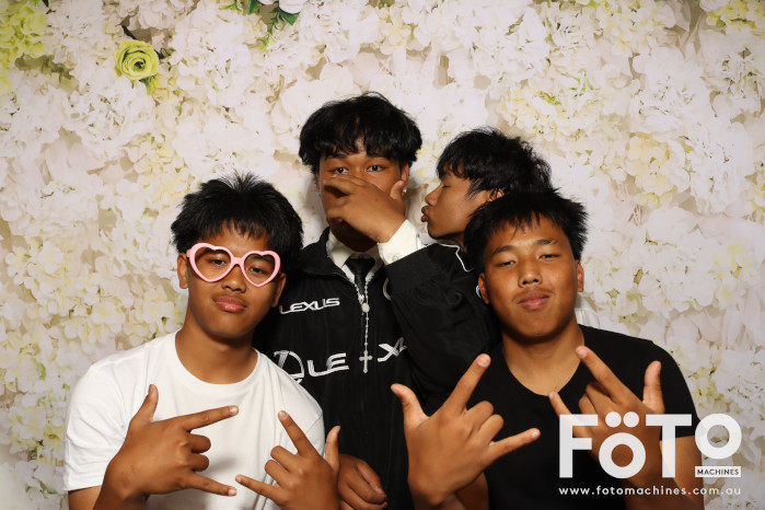 Pa Siang & Angun's Wedding | View more photos from the event at gallery.fotomachines.com.au/u/FOTOMachines/Pa-Siang-Anguns-Wedding