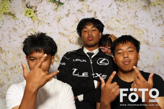 Pa Siang & Angun's Wedding | View more photos from the event at gallery.fotomachines.com.au/u/FOTOMachines/Pa-Siang-Anguns-Wedding