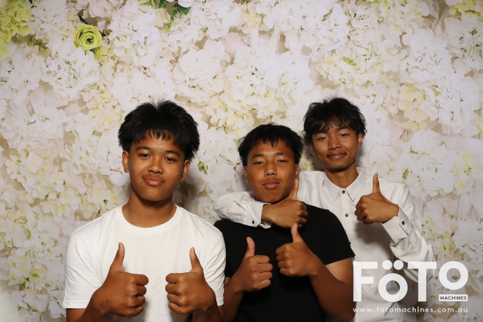 Pa Siang & Angun's Wedding | View more photos from the event at gallery.fotomachines.com.au/u/FOTOMachines/Pa-Siang-Anguns-Wedding