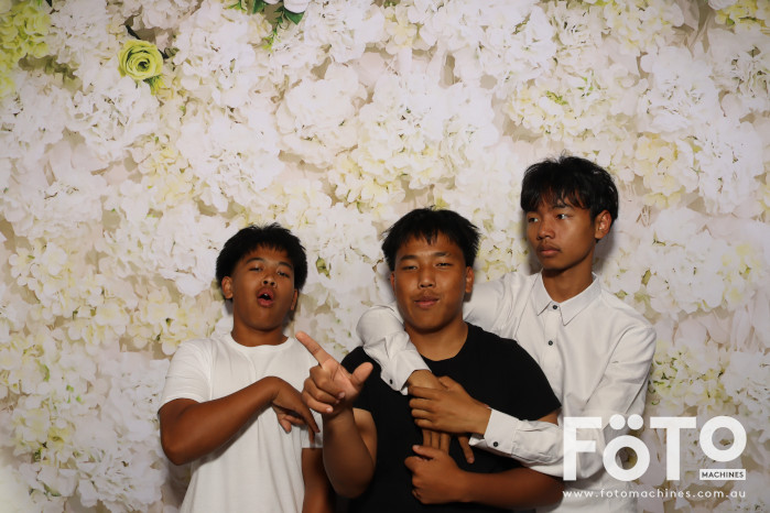 Pa Siang & Angun's Wedding | View more photos from the event at gallery.fotomachines.com.au/u/FOTOMachines/Pa-Siang-Anguns-Wedding