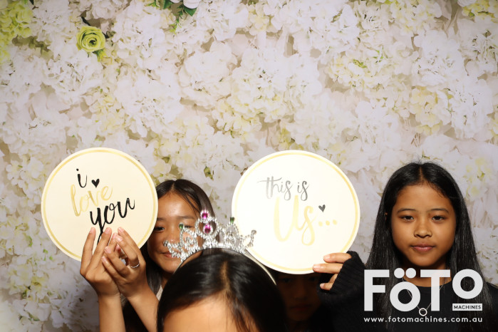 Pa Siang & Angun's Wedding | View more photos from the event at gallery.fotomachines.com.au/u/FOTOMachines/Pa-Siang-Anguns-Wedding