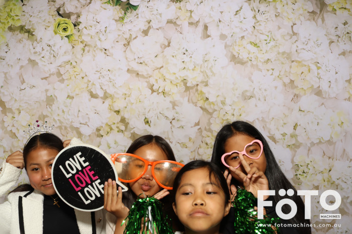 Pa Siang & Angun's Wedding | View more photos from the event at gallery.fotomachines.com.au/u/FOTOMachines/Pa-Siang-Anguns-Wedding