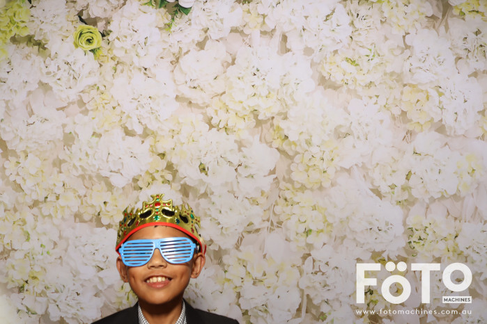 Pa Siang & Angun's Wedding | View more photos from the event at gallery.fotomachines.com.au/u/FOTOMachines/Pa-Siang-Anguns-Wedding