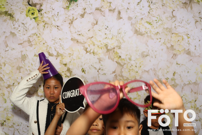 Pa Siang & Angun's Wedding | View more photos from the event at gallery.fotomachines.com.au/u/FOTOMachines/Pa-Siang-Anguns-Wedding