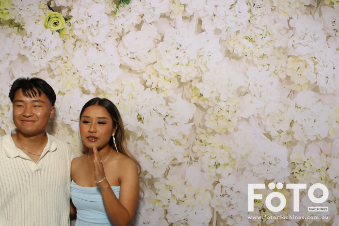 Pa Siang & Angun's Wedding | View more photos from the event at gallery.fotomachines.com.au/u/FOTOMachines/Pa-Siang-Anguns-Wedding