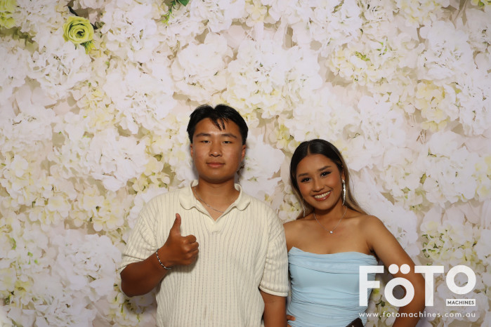 Pa Siang & Angun's Wedding | View more photos from the event at gallery.fotomachines.com.au/u/FOTOMachines/Pa-Siang-Anguns-Wedding