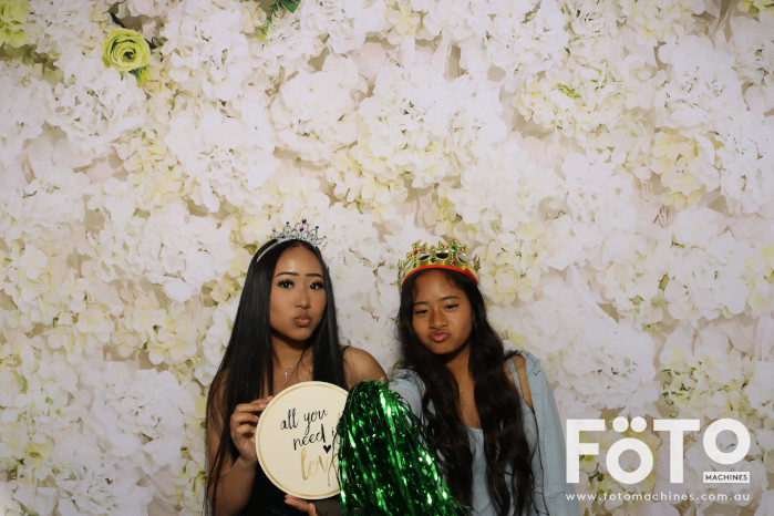 Pa Siang & Angun's Wedding | View more photos from the event at gallery.fotomachines.com.au/u/FOTOMachines/Pa-Siang-Anguns-Wedding