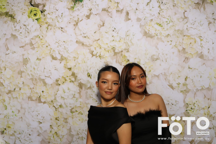 Pa Siang & Angun's Wedding | View more photos from the event at gallery.fotomachines.com.au/u/FOTOMachines/Pa-Siang-Anguns-Wedding