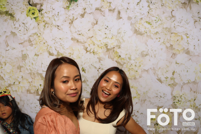 Pa Siang & Angun's Wedding | View more photos from the event at gallery.fotomachines.com.au/u/FOTOMachines/Pa-Siang-Anguns-Wedding