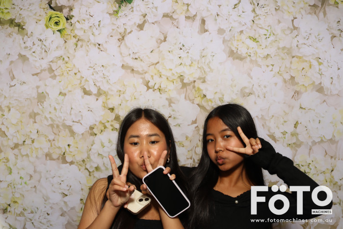 Pa Siang & Angun's Wedding | View more photos from the event at gallery.fotomachines.com.au/u/FOTOMachines/Pa-Siang-Anguns-Wedding