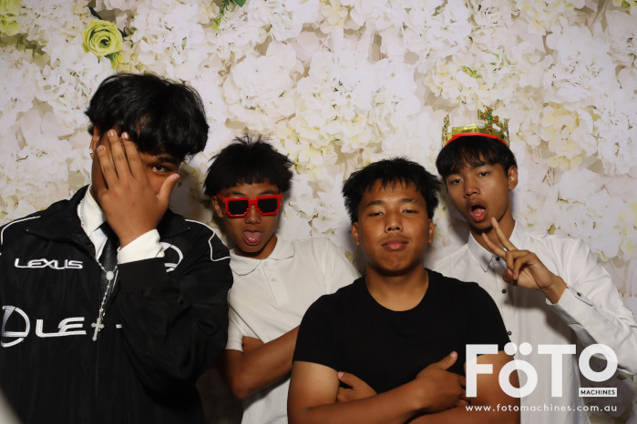 Pa Siang & Angun's Wedding | View more photos from the event at gallery.fotomachines.com.au/u/FOTOMachines/Pa-Siang-Anguns-Wedding