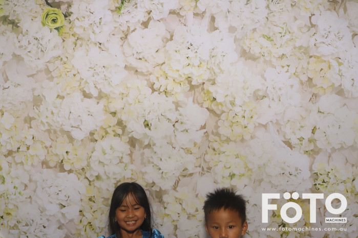 Pa Siang & Angun's Wedding | View more photos from the event at gallery.fotomachines.com.au/u/FOTOMachines/Pa-Siang-Anguns-Wedding