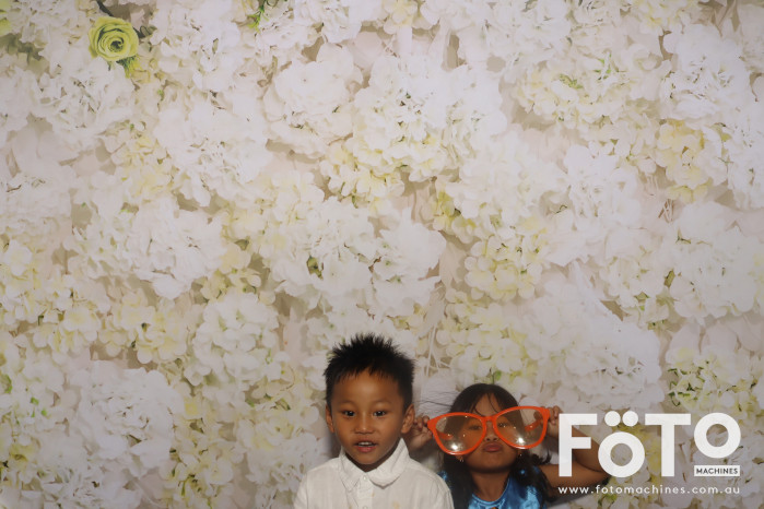 Pa Siang & Angun's Wedding | View more photos from the event at gallery.fotomachines.com.au/u/FOTOMachines/Pa-Siang-Anguns-Wedding