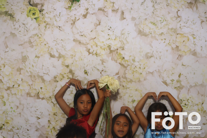 Pa Siang & Angun's Wedding | View more photos from the event at gallery.fotomachines.com.au/u/FOTOMachines/Pa-Siang-Anguns-Wedding