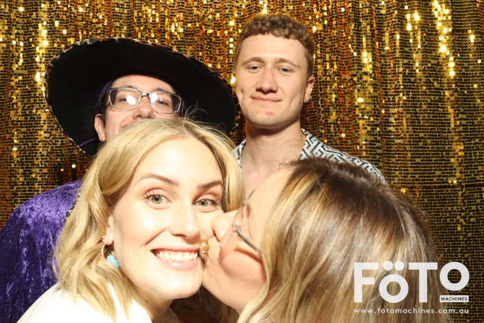 RAH ED Christmas Party | View more photos from the event at gallery.fotomachines.com.au/u/FOTOMachines/RAH-ED-Christmas-Party