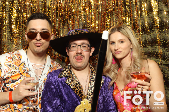 RAH ED Christmas Party | View more photos from the event at gallery.fotomachines.com.au/u/FOTOMachines/RAH-ED-Christmas-Party