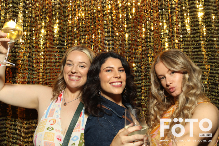 RAH ED Christmas Party | View more photos from the event at gallery.fotomachines.com.au/u/FOTOMachines/RAH-ED-Christmas-Party