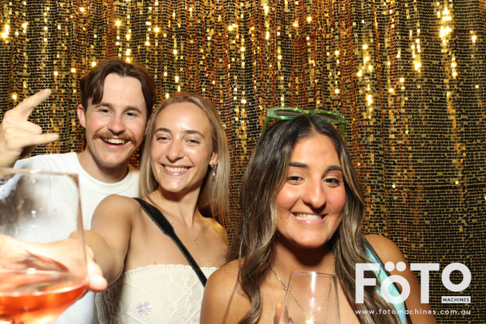 RAH ED Christmas Party | View more photos from the event at gallery.fotomachines.com.au/u/FOTOMachines/RAH-ED-Christmas-Party