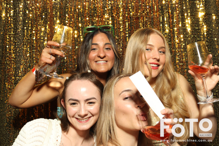 RAH ED Christmas Party | View more photos from the event at gallery.fotomachines.com.au/u/FOTOMachines/RAH-ED-Christmas-Party