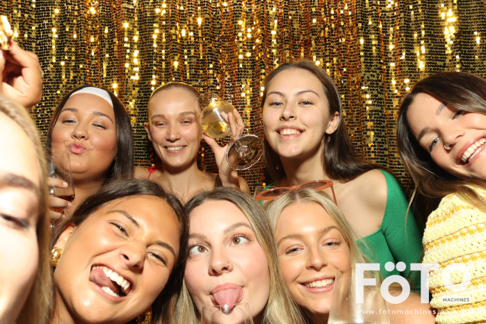 RAH ED Christmas Party | View more photos from the event at gallery.fotomachines.com.au/u/FOTOMachines/RAH-ED-Christmas-Party